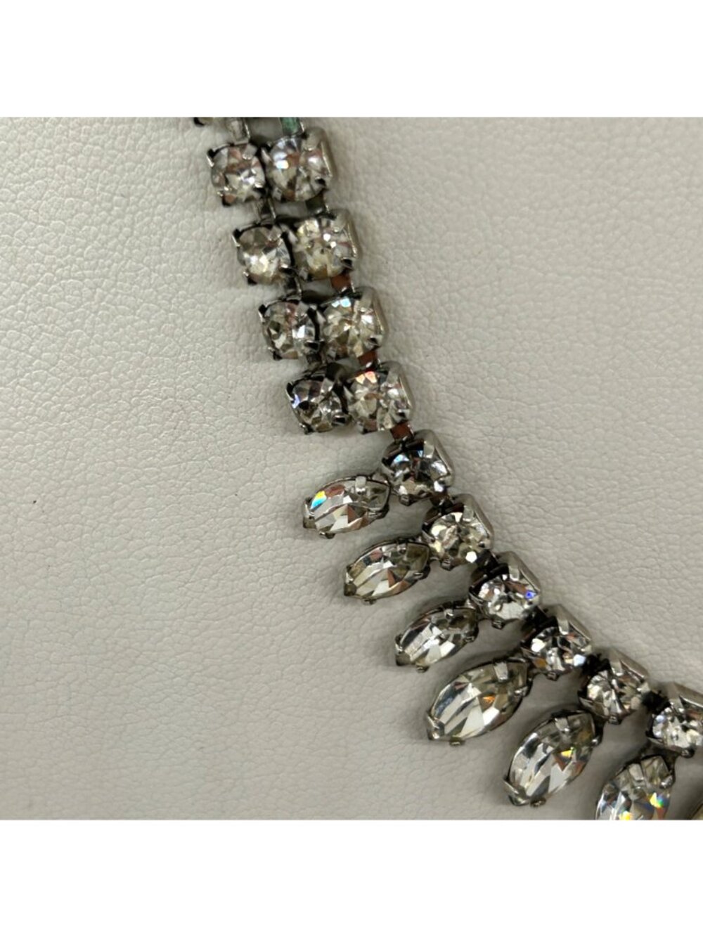 Vintage Silver Tone Clear Rhinestone Choker Necklace Teardrop Navette Marquise A - Picture 3 of 11